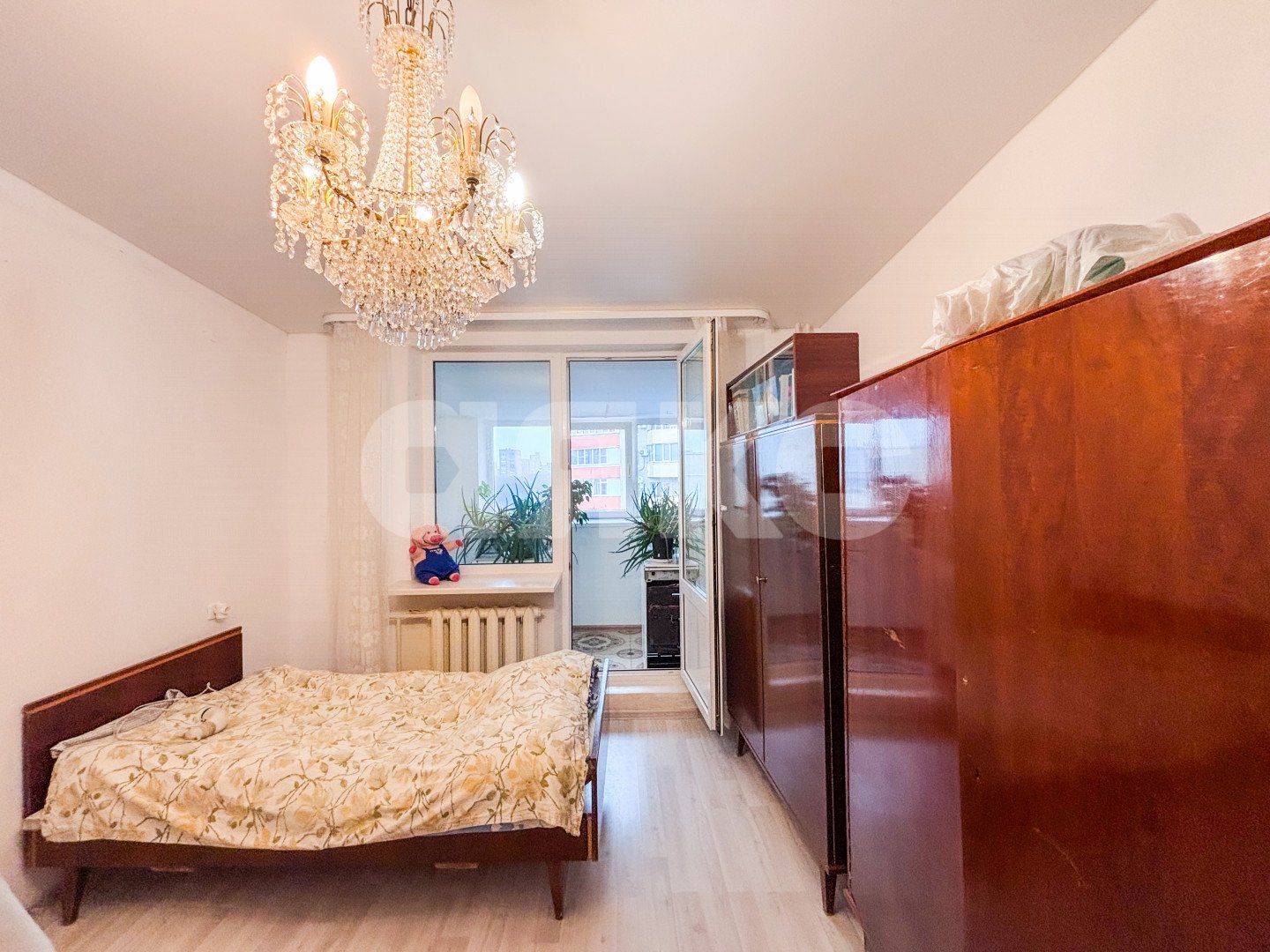 Фото №3: 2-комнатная квартира <span class="whitespace-nowrap">76 м²</span>, <span class="whitespace-nowrap">5/5 эт.</span> - Ростов-на-Дону, р. Ворошиловский, ул. Евдокимова, 37В