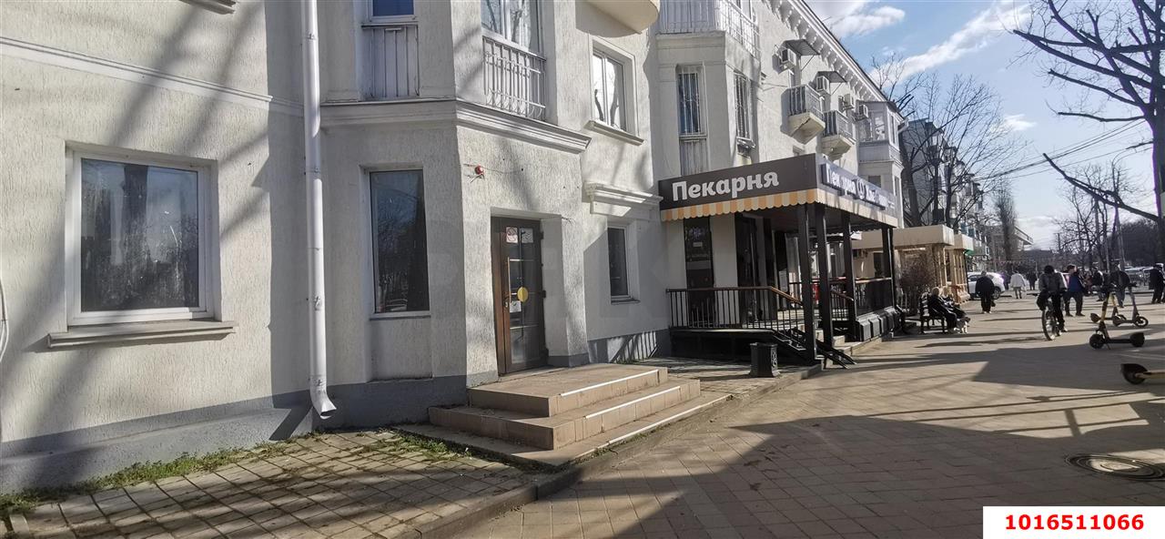 Фото №2: Коммерция 97 м² - Краснодар, мкр. Центральный внутригородской округ, ул. Красная, 198А