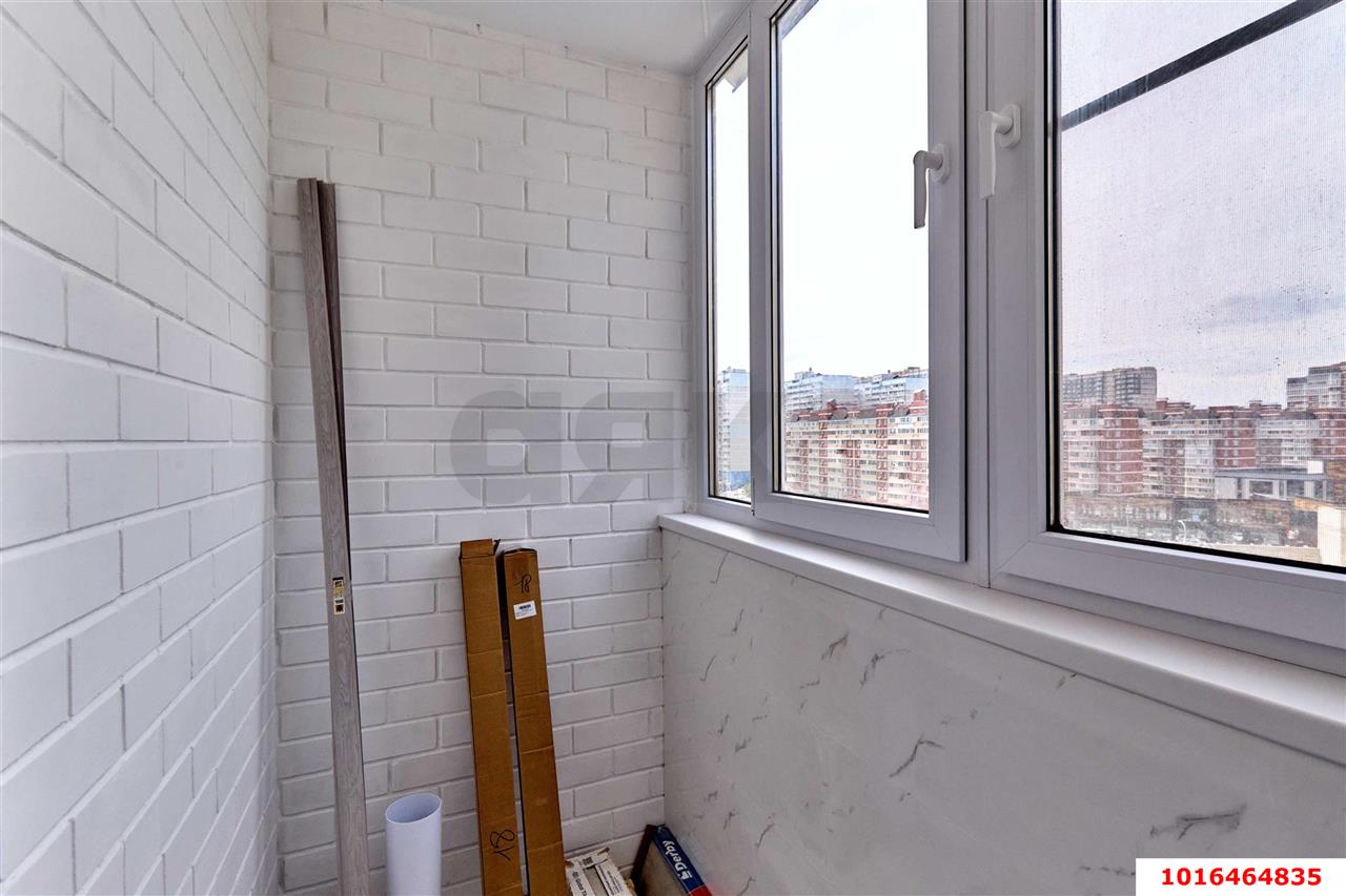 Фото №10: 1-комнатная квартира <span class="whitespace-nowrap">36 м²</span>, <span class="whitespace-nowrap">8/24 эт.</span> - Краснодар, Прикубанский внутригородской округ, ЖК Лучший, мкр. имени Петра Метальникова, ул. Петра Метальникова, 36
