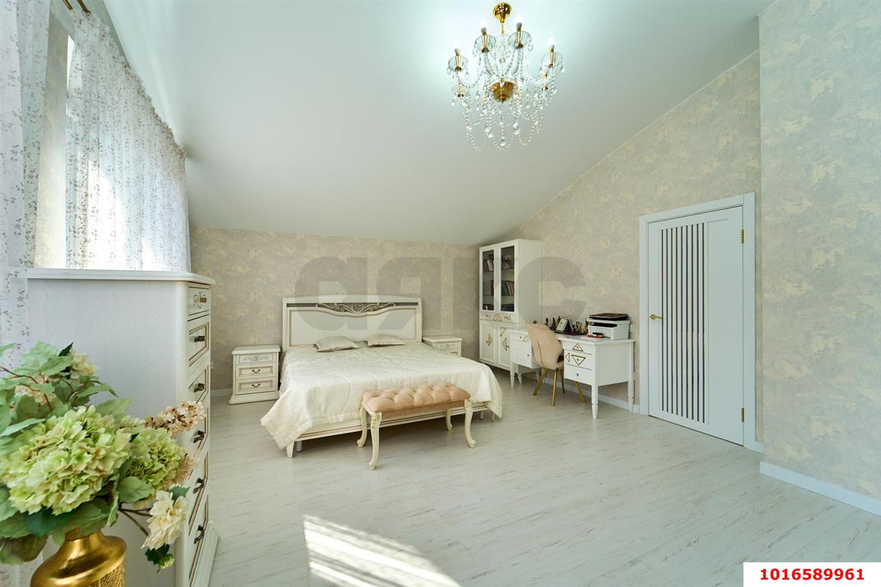 Фото №8: Дом 255 м² + 3 сот. - Краснодар, Прикубанский внутригородской округ, Калинино, мкр. Завод Радиоизмерительных Приборов, ул. Григория Пономаренко, 29/7