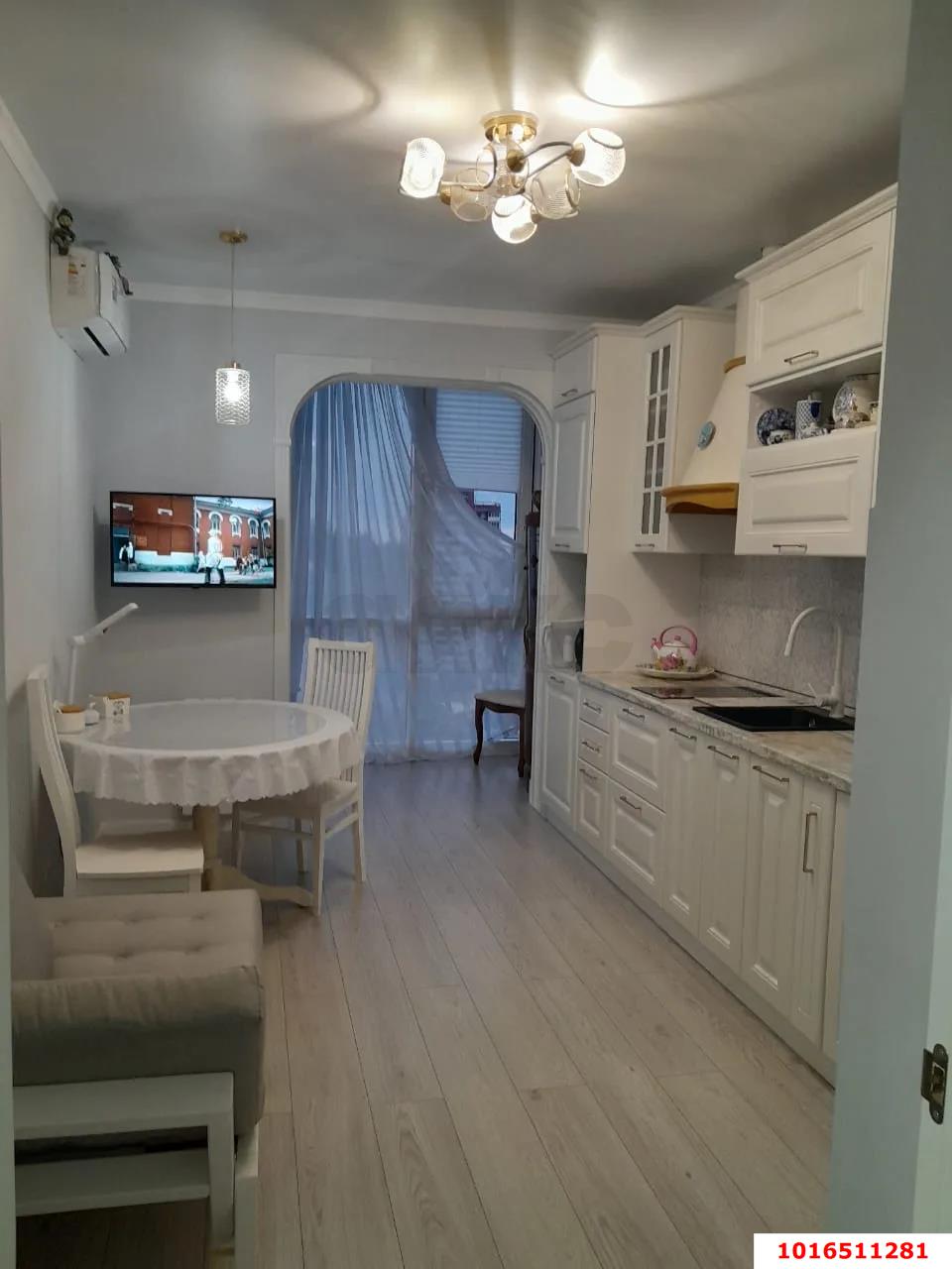 Фото №2: 2-комнатная квартира 62 м² - Сочи, Центральный, мкр. Завокзальный, пер. Трунова, 6к3