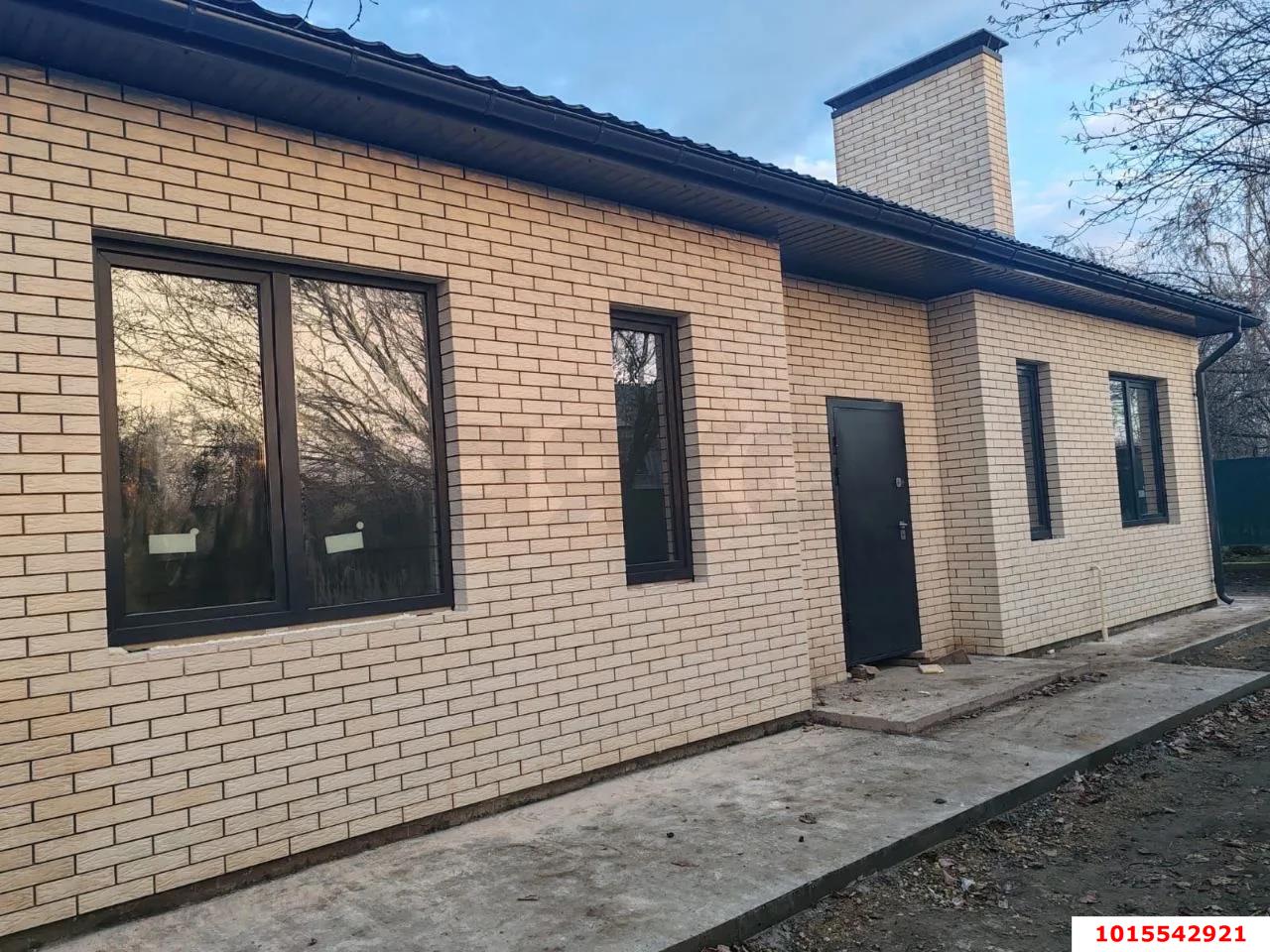 Фото №1: Дом 91 м² + 4 сот. - Елизаветинская, Прикубанский внутригородской округ, ст Кавказ, ул. Персиковая, 16