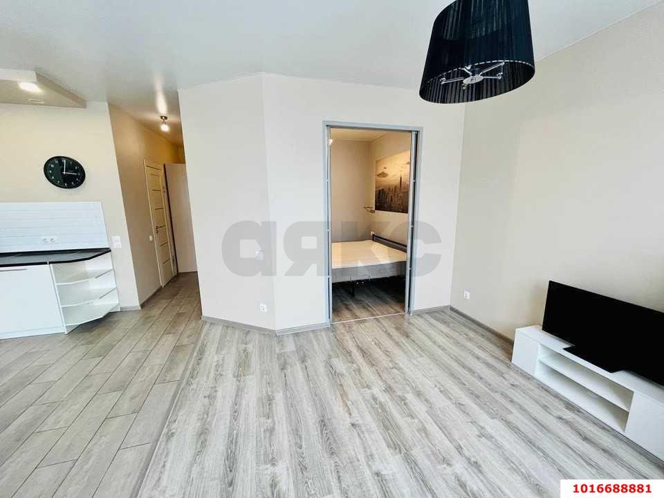 Фото №9: 1-комнатная квартира 43 м² - Краснодар, Солнечный, Прикубанский внутригородской округ, мкр. Фестивальный, ул. имени Симиренко, 43