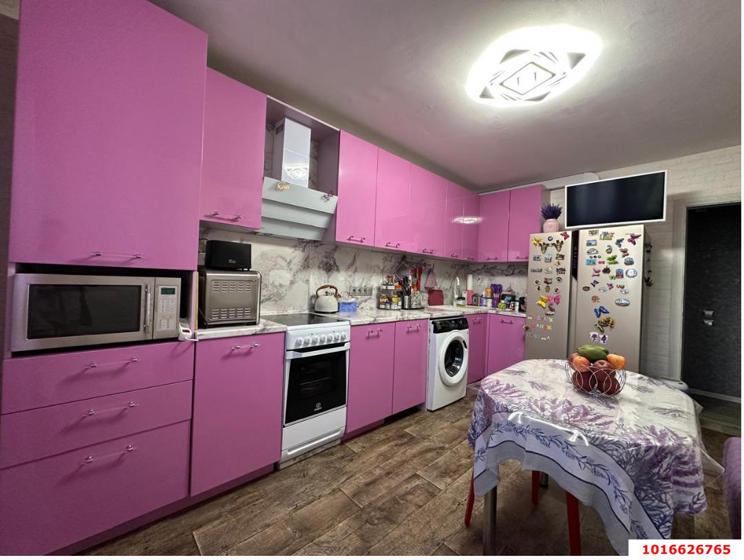 Фото №2: 3-комнатная квартира 73 м² - Краснодар, Прикубанский внутригородской округ, мкр. Восточно-Кругликовский, ул. имени 40-летия Победы, 101