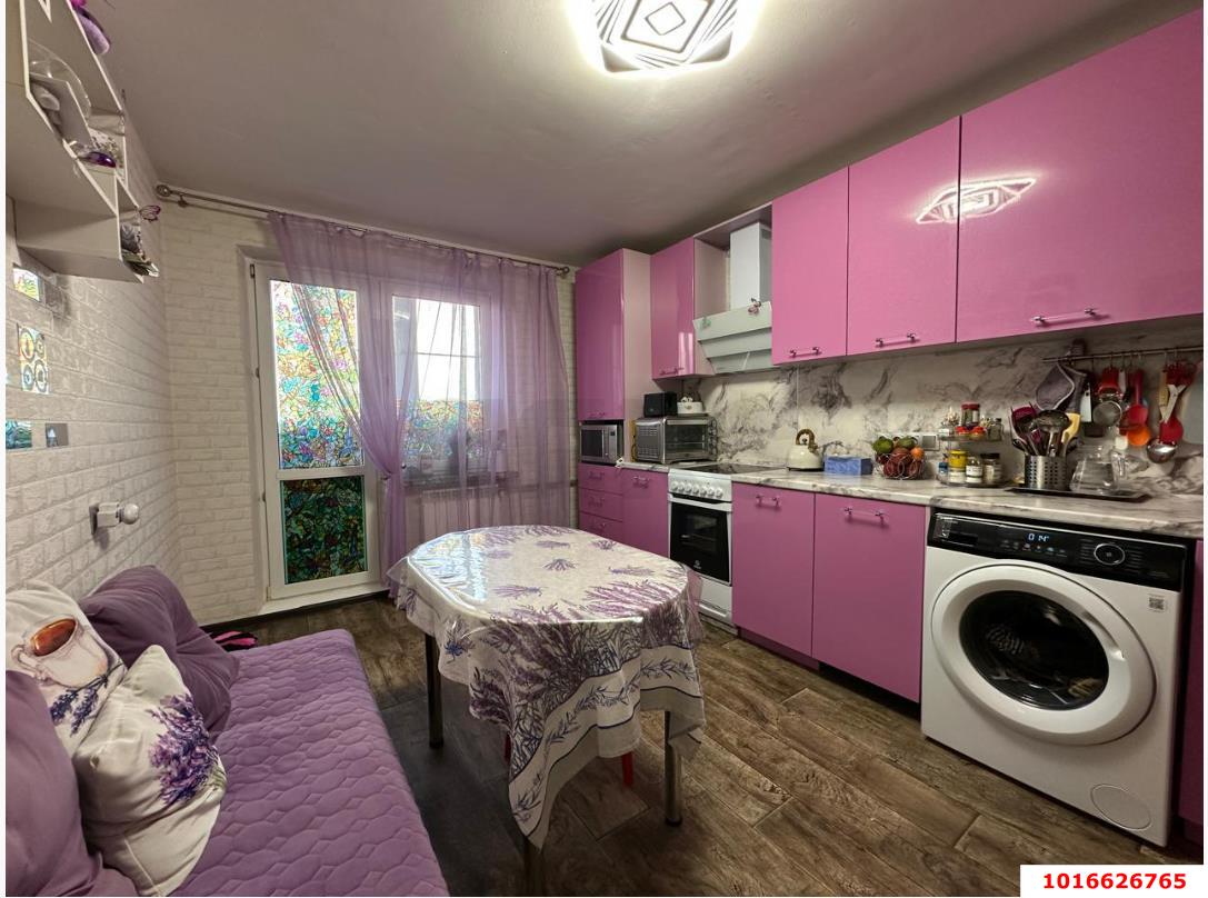 Фото №1: 3-комнатная квартира 73 м² - Краснодар, Прикубанский внутригородской округ, мкр. Восточно-Кругликовский, ул. имени 40-летия Победы, 101