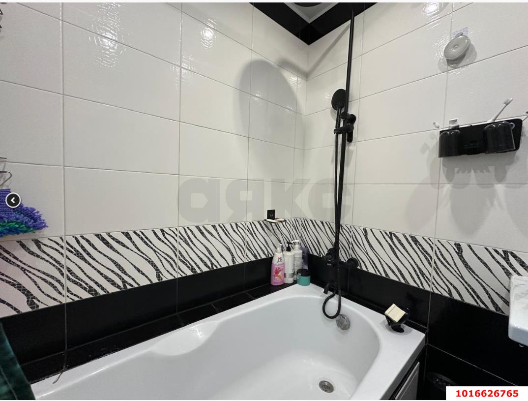 Фото №8: 3-комнатная квартира 73 м² - Краснодар, Прикубанский внутригородской округ, мкр. Восточно-Кругликовский, ул. имени 40-летия Победы, 101