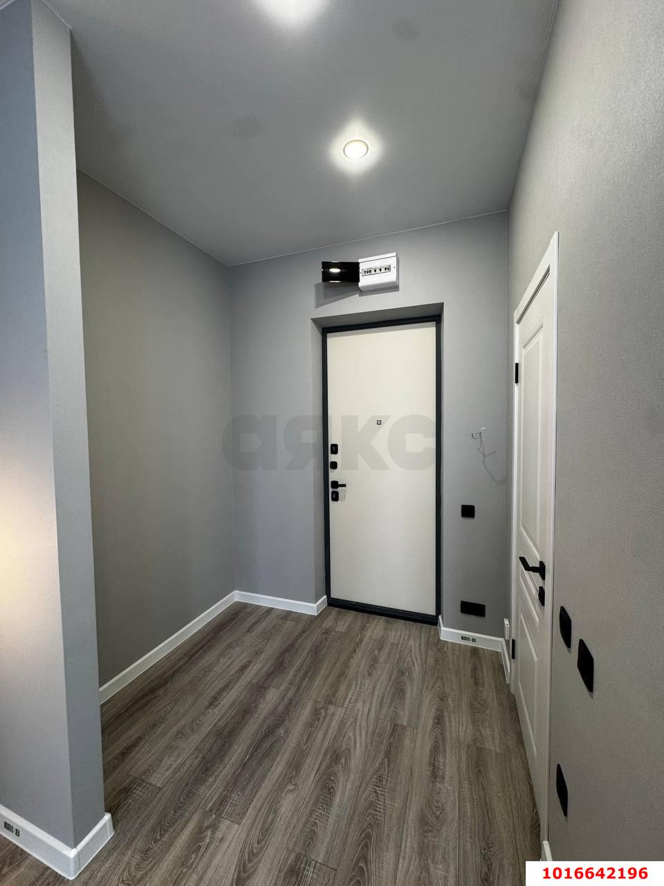 Фото №6: Студия 25 м² - Краснодар, Прикубанский внутригородской округ, мкр. ЖК Эрмитаж, ул. им. Мурата Ахеджака, 26