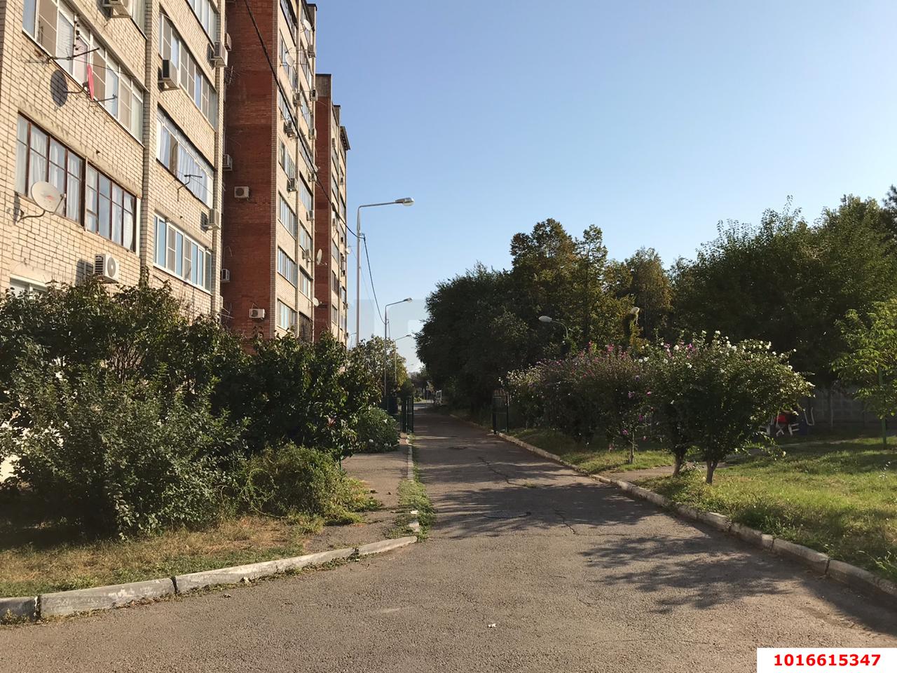 Фото №11: 2-комнатная квартира 56 м² - Краснодар, Прикубанский внутригородской округ, мкр. Табачная Фабрика, ул. имени Жлобы, 1/1