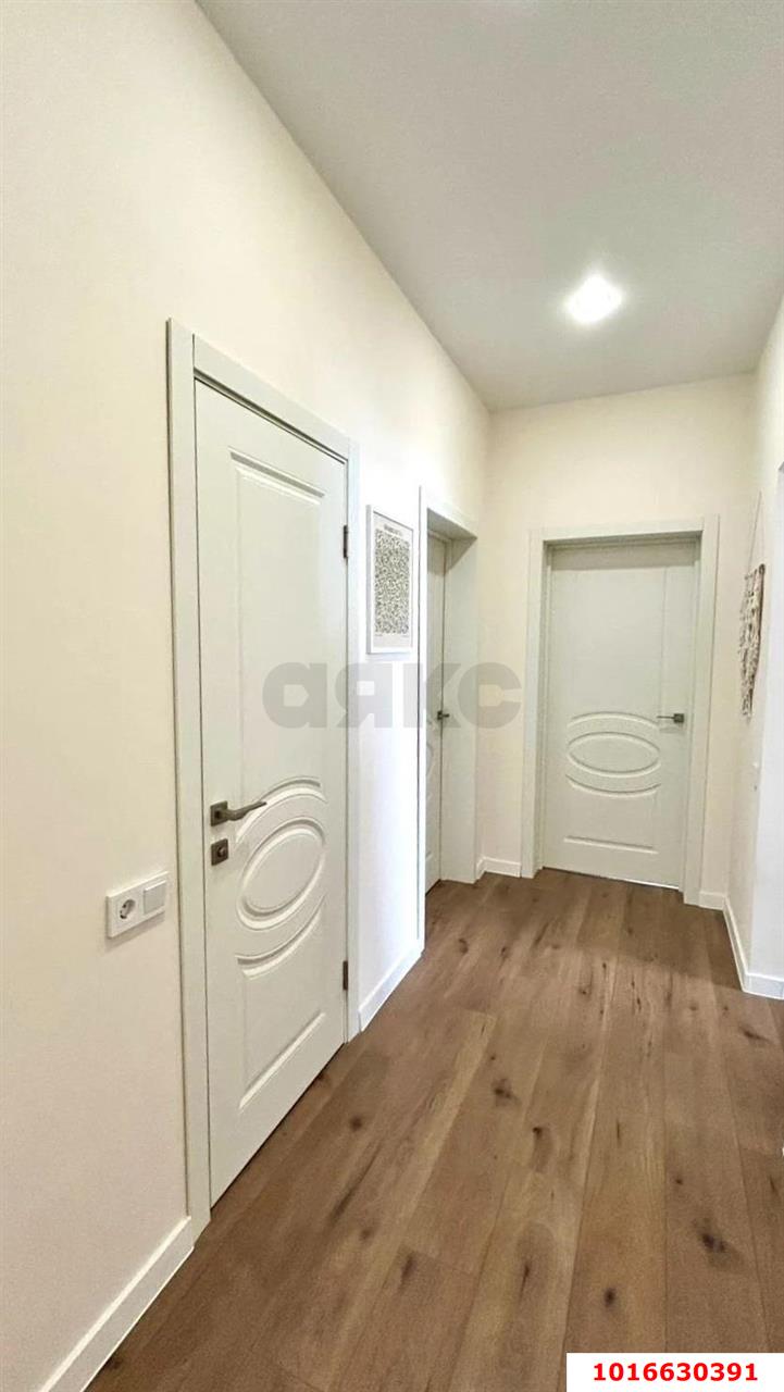 Фото №9: 2-комнатная квартира 64 м² - Краснодар, Центральный внутригородской округ, Черёмушки, мкр. жилой комплекс Фонтаны, ул. Воронежская, 47/35