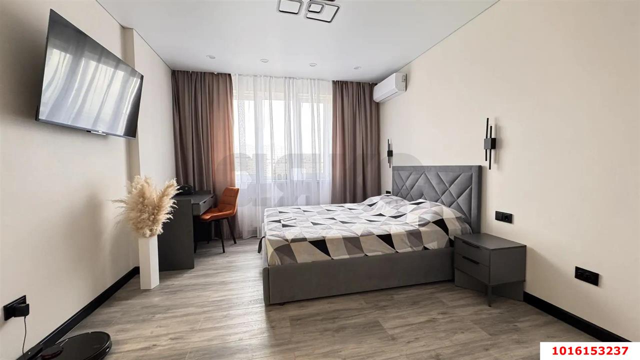 Фото №1: 1-комнатная квартира 39 м² - Краснодар, Светлоград, Прикубанский внутригородской округ, мкр. Славянский, ул. Красных Партизан, 1/4к15