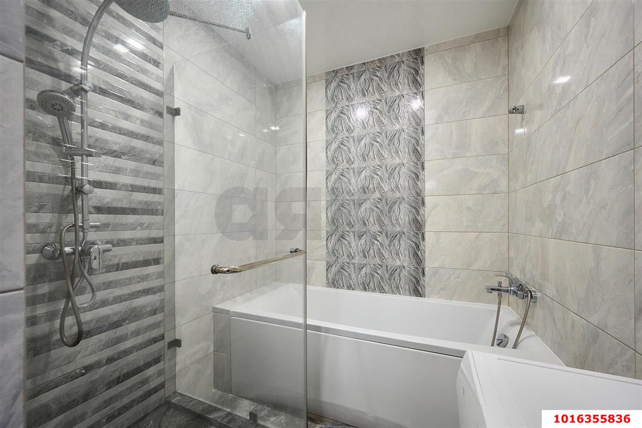 Фото №8: 2-комнатная квартира 70 м² - Краснодар, Прикубанский внутригородской округ, 40 лет Победы, мкр. жилой комплекс Симфония, ул. Российская, 74