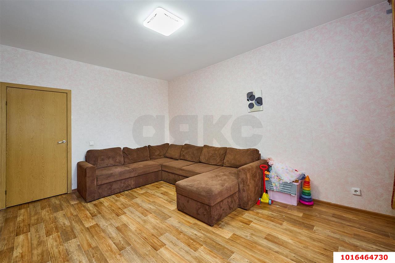 Фото №8: 2-комнатная квартира <span class="whitespace-nowrap">60 м²</span>, <span class="whitespace-nowrap">1/5 эт.</span> - Яблоновский, мкр. ЖК Солнечный, ул. Солнечная, 55/1к12