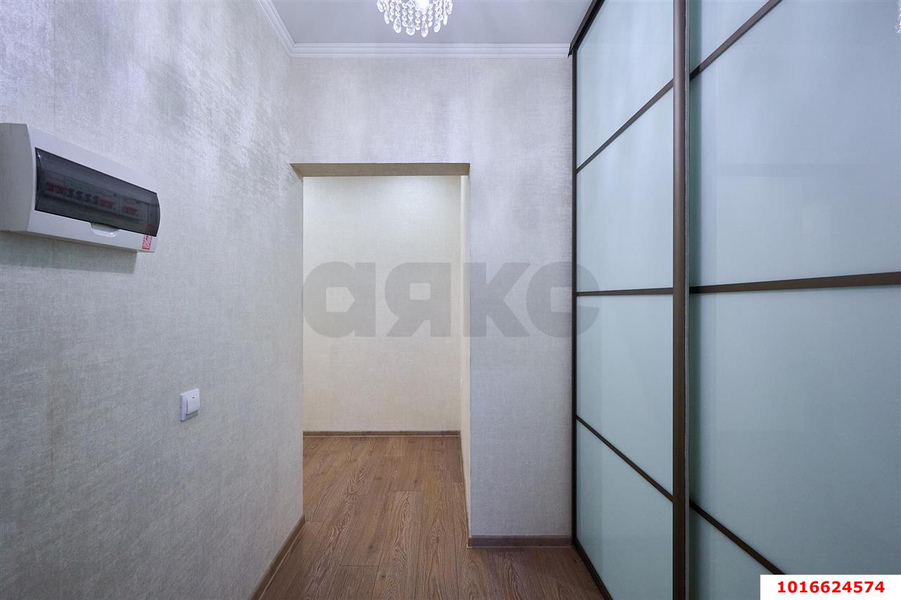 Фото №18: 1-комнатная квартира 47 м² - Краснодар, ЖК Димитрова, Центральный внутригородской округ, Дубинка, мкр. жилой комплекс Димитрова, ул. Димитрова, 3/1