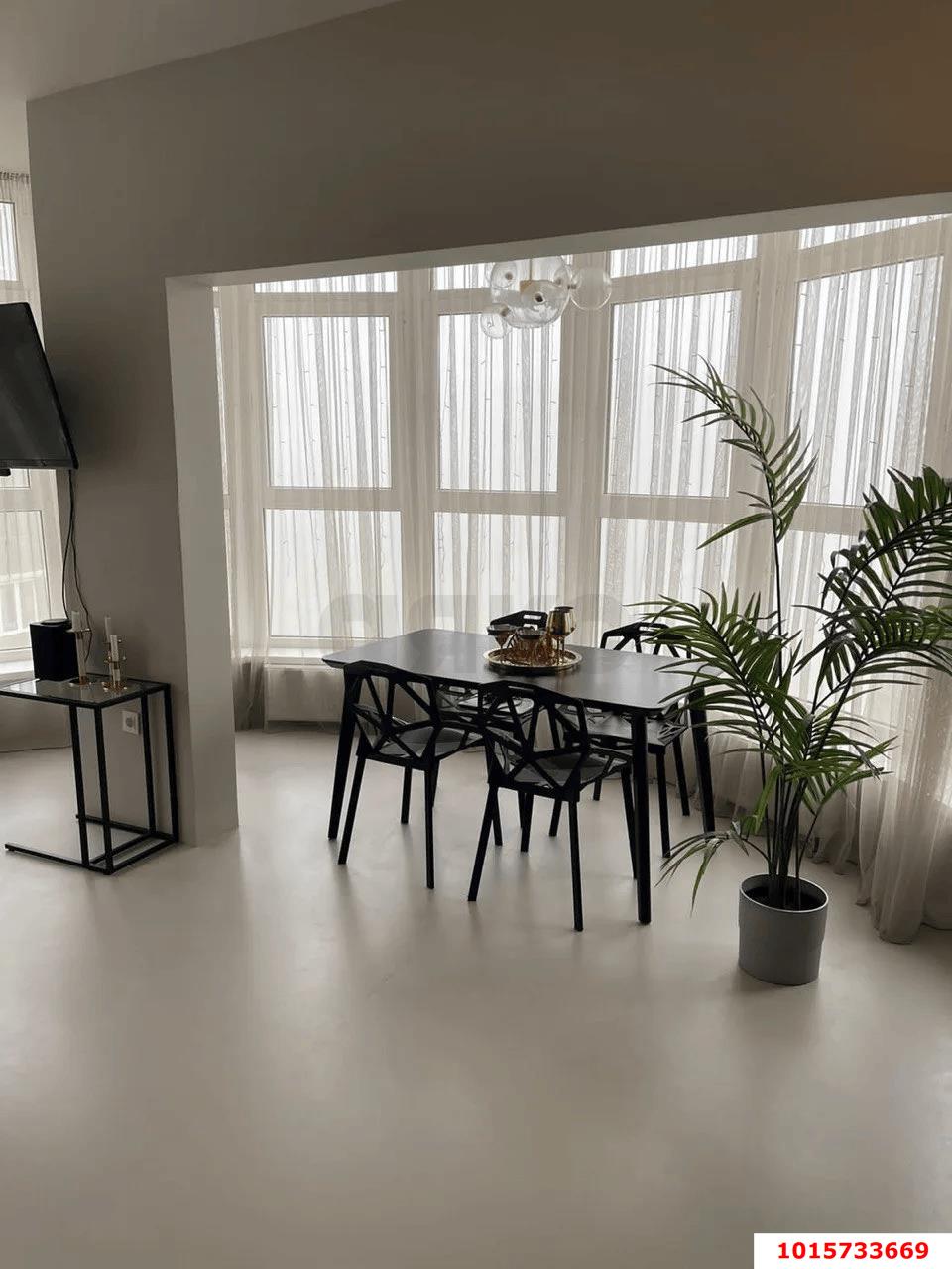 Фото №2: 3-комнатная квартира 85 м² - Краснодар, Прикубанский внутригородской округ, Краевая Клиническая Больница, мкр. жилой комплекс Флотилия, ул. имени 40-летия Победы, 178к3