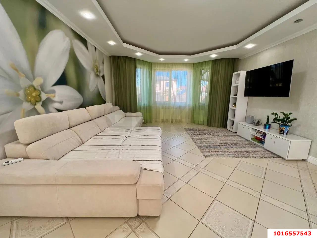 Фото №1: Дом 337 м² + 8 сот. - Динская, мкр. Солнечный, пер. Солнечный, 3