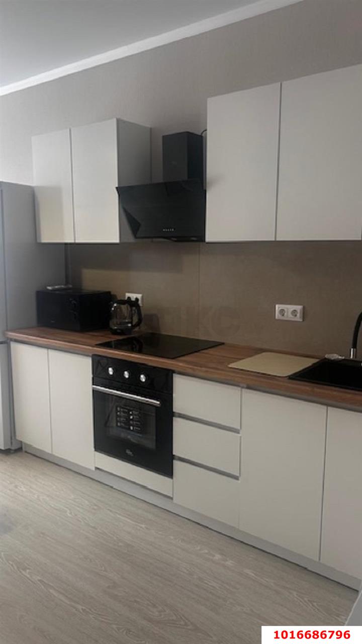 Фото №1: 2-комнатная квартира 66 м² - Краснодар, Прикубанский внутригородской округ, мкр. жилой комплекс Сармат, ул. Константина Гондаря, 98