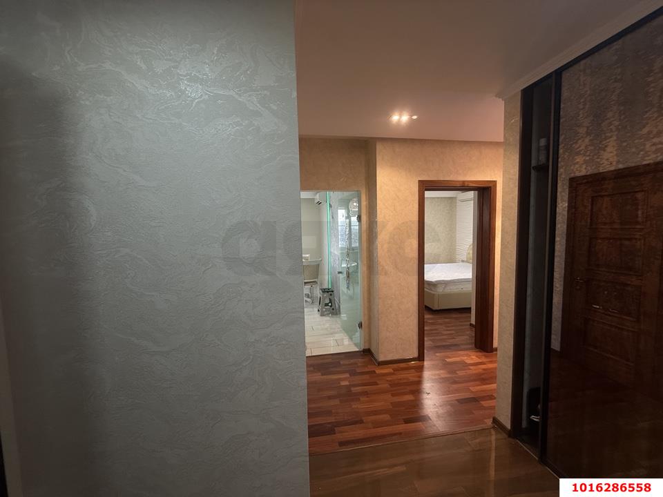 Фото №15: 2-комнатная квартира 60 м² - Краснодар, Прикубанский внутригородской округ, мкр. Горхутор, ул. имени М.Е. Соколова