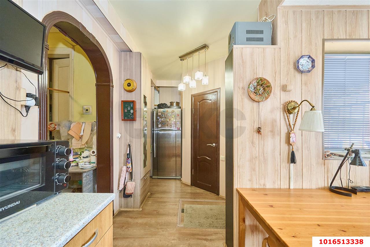 Фото №3: 3-комнатная квартира 54 м² - Краснодар, Центральный внутригородской округ, мкр. Центральный, ул. имени Максима Горького, 163