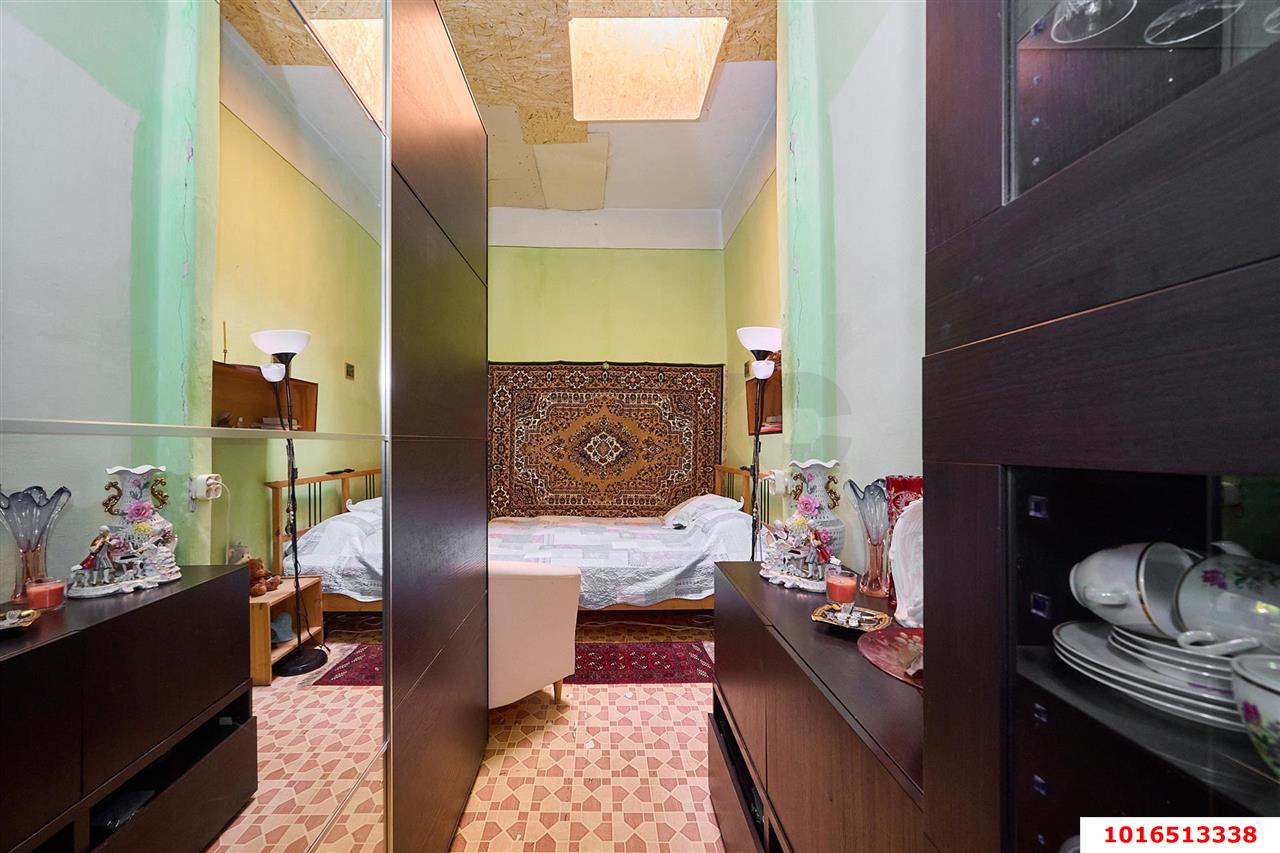 Фото №9: 3-комнатная квартира 54 м² - Краснодар, Центральный внутригородской округ, мкр. Центральный, ул. имени Максима Горького, 163