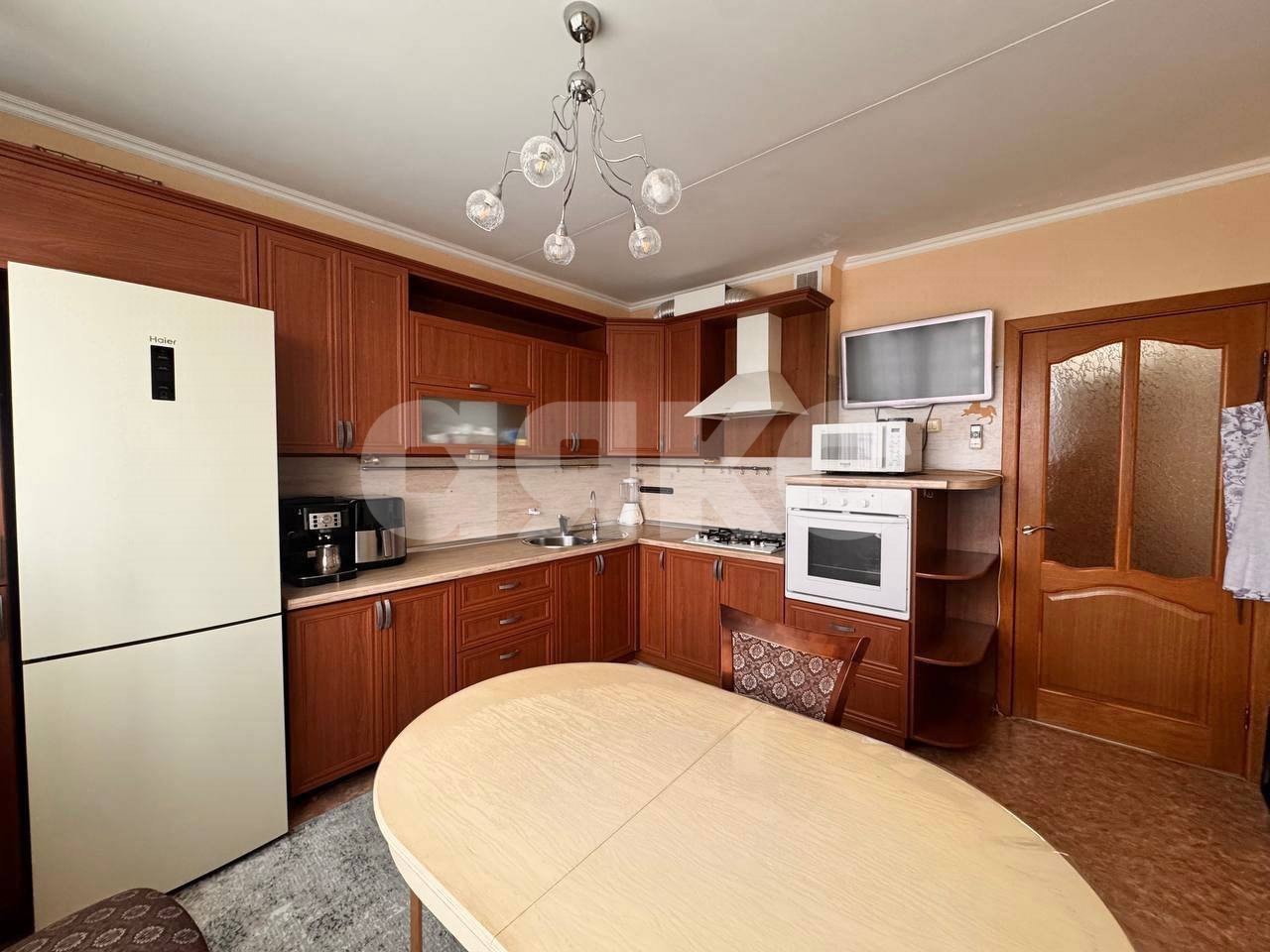 Фото №2: 3-комнатная квартира 95 м² - Нижнекамск, мкр. 29Б, ул. Чишмале, 6/1