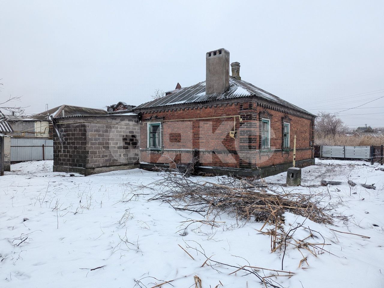 Фото №2: Дом 80 м² + 6 сот. - Мариуполь, р. Жовтневый, ул. Административная площадь