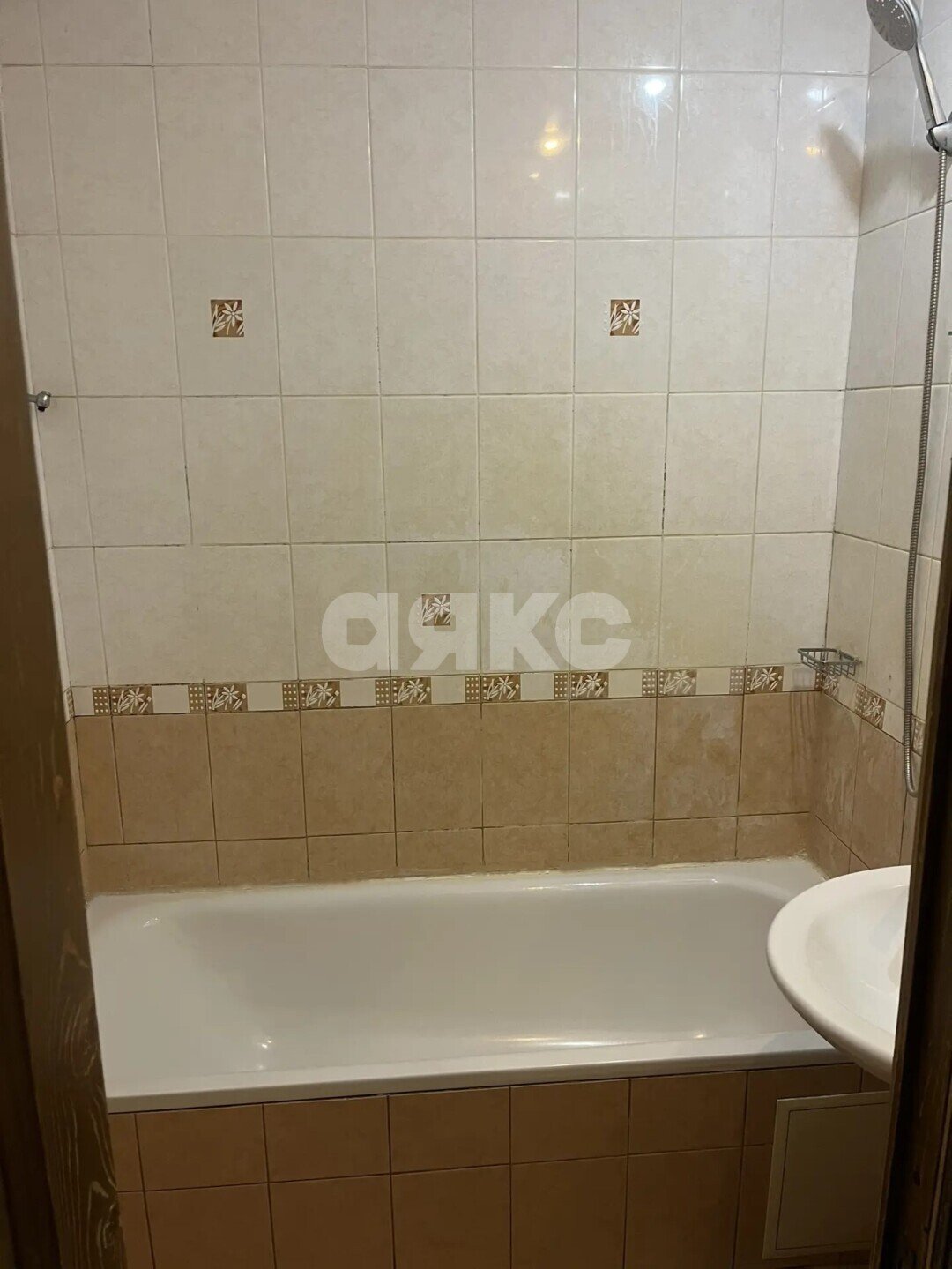 Фото №4: 3-комнатная квартира <span class="whitespace-nowrap">70 м²</span>, <span class="whitespace-nowrap">2/9 эт.</span> - Волгоград, р. Краснооктябрьский, ул. Рихарда Зорге, 49