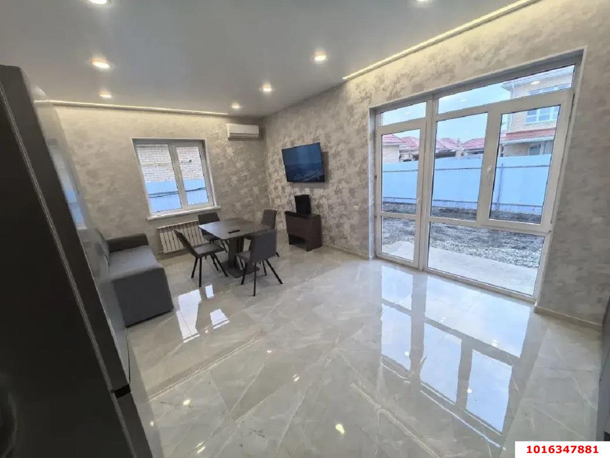 Фото №2: Дом 72 м² + 3 сот. - Южный, п. коттеджный  Южная столица, пер. Лабинский, 14