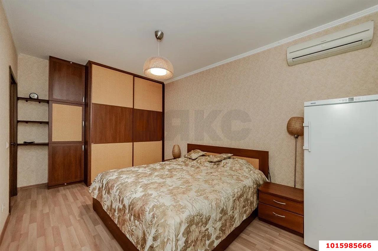 Фото №8: 2-комнатная квартира 76 м² - Краснодар, Западный внутригородской округ, мкр. Юбилейный, ул. Думенко, 21/1