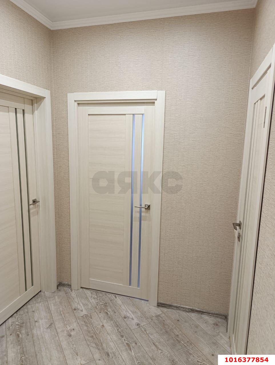 Фото №9: 1-комнатная квартира 37 м² - Краснодар, Сельскохозяйственный Институт, мкр. Западный внутригородской округ, ул. Киевская, 3