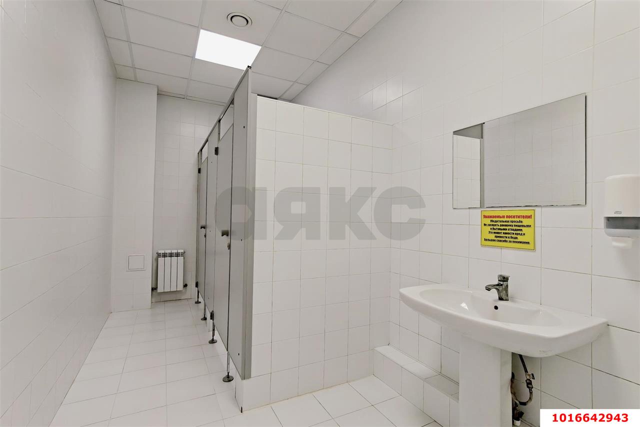 Фото №20: Офисное помещение <span class="whitespace-nowrap">90 м²</span>, <span class="whitespace-nowrap">6/12 эт.</span> - Краснодар, Центральный внутригородской округ, мкр. Покровка, ул. Северная, 490