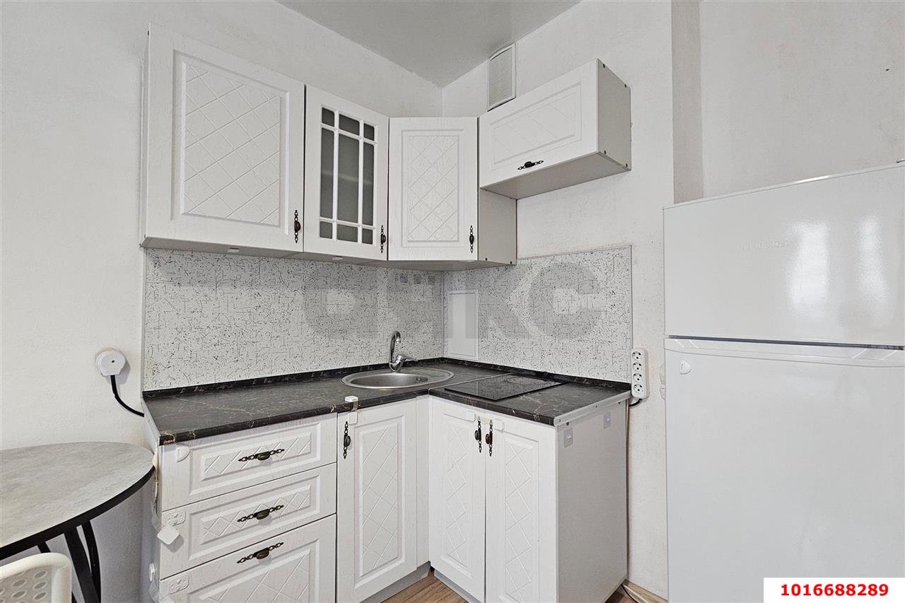 Фото №3: Студия 30 м² - Краснодар, Прикубанский внутригородской округ, ж/р Восточный, ул. имени 40-летия Победы, 188