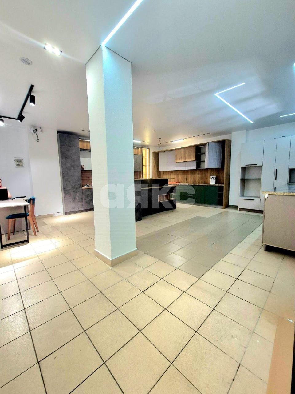 Фото №1: Коммерция 43 м² - Анапа, ул. Толстого, 111В