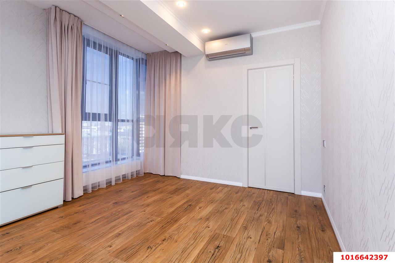 Фото №12: 2-комнатная квартира 120 м² - Краснодар, Центральный внутригородской округ, Западный внутригородской округ, жилой комплекс Центральный, мкр. Центральный, ул. Будённого, 129