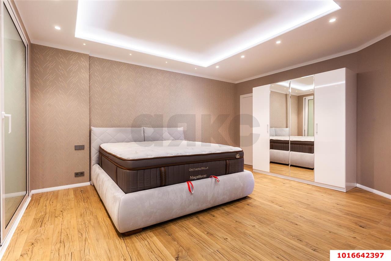 Фото №8: 2-комнатная квартира 120 м² - Краснодар, Центральный внутригородской округ, Западный внутригородской округ, жилой комплекс Центральный, мкр. Центральный, ул. Будённого, 129