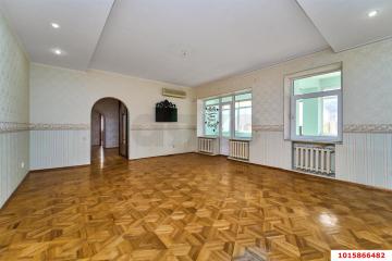 Фото №2: 5+-комнатная квартира 250 м² - Краснодар, мкр. Западный внутригородской округ, ул. Гагарина