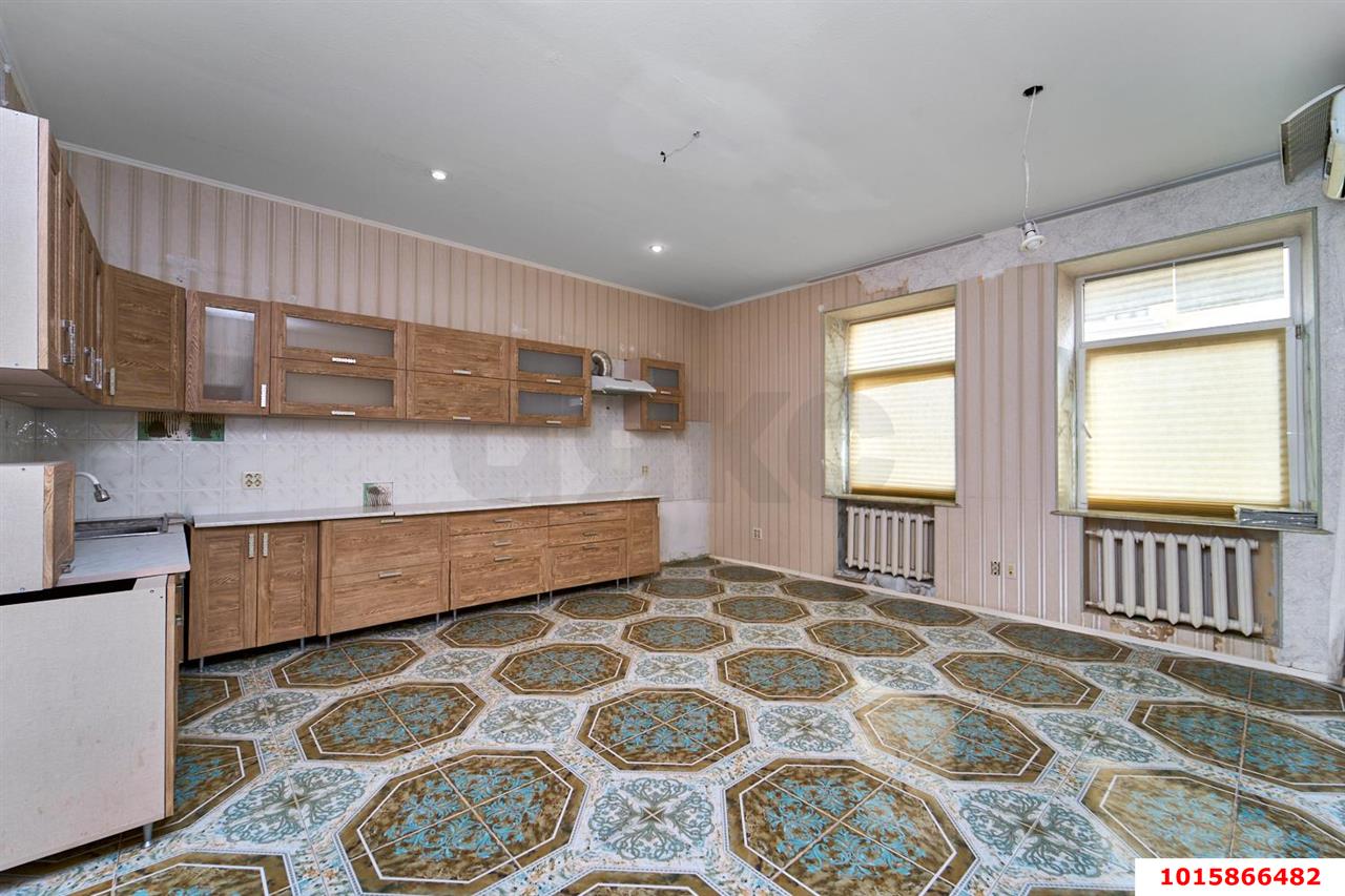 Фото №14: 5+-комнатная квартира 250 м² - Краснодар, мкр. Западный внутригородской округ, ул. Гагарина