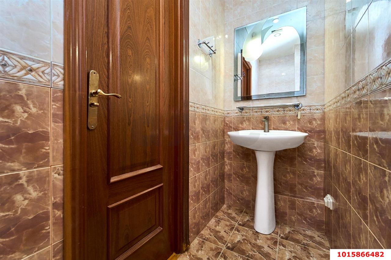 Фото №9: 5+-комнатная квартира 250 м² - Краснодар, мкр. Западный внутригородской округ, ул. Гагарина