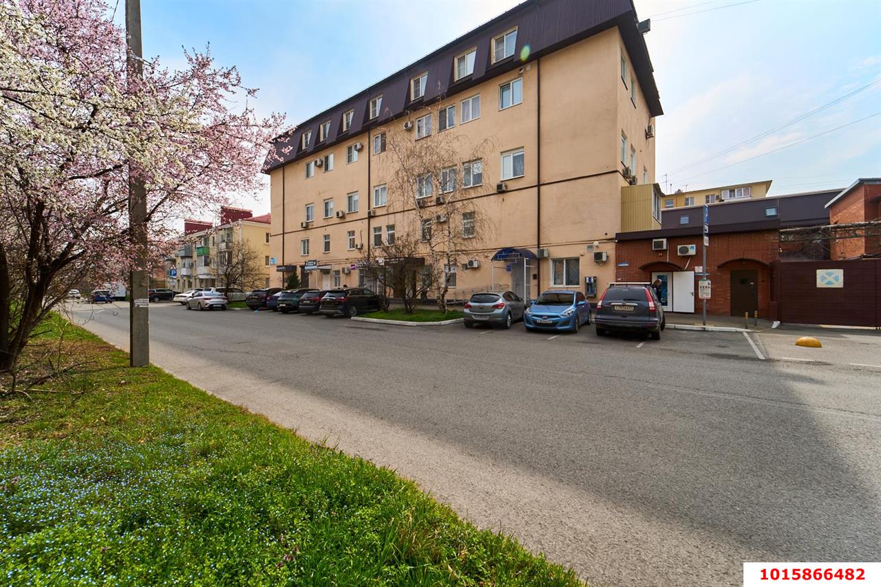 Фото №19: 5+-комнатная квартира 250 м² - Краснодар, мкр. Западный внутригородской округ, ул. Гагарина