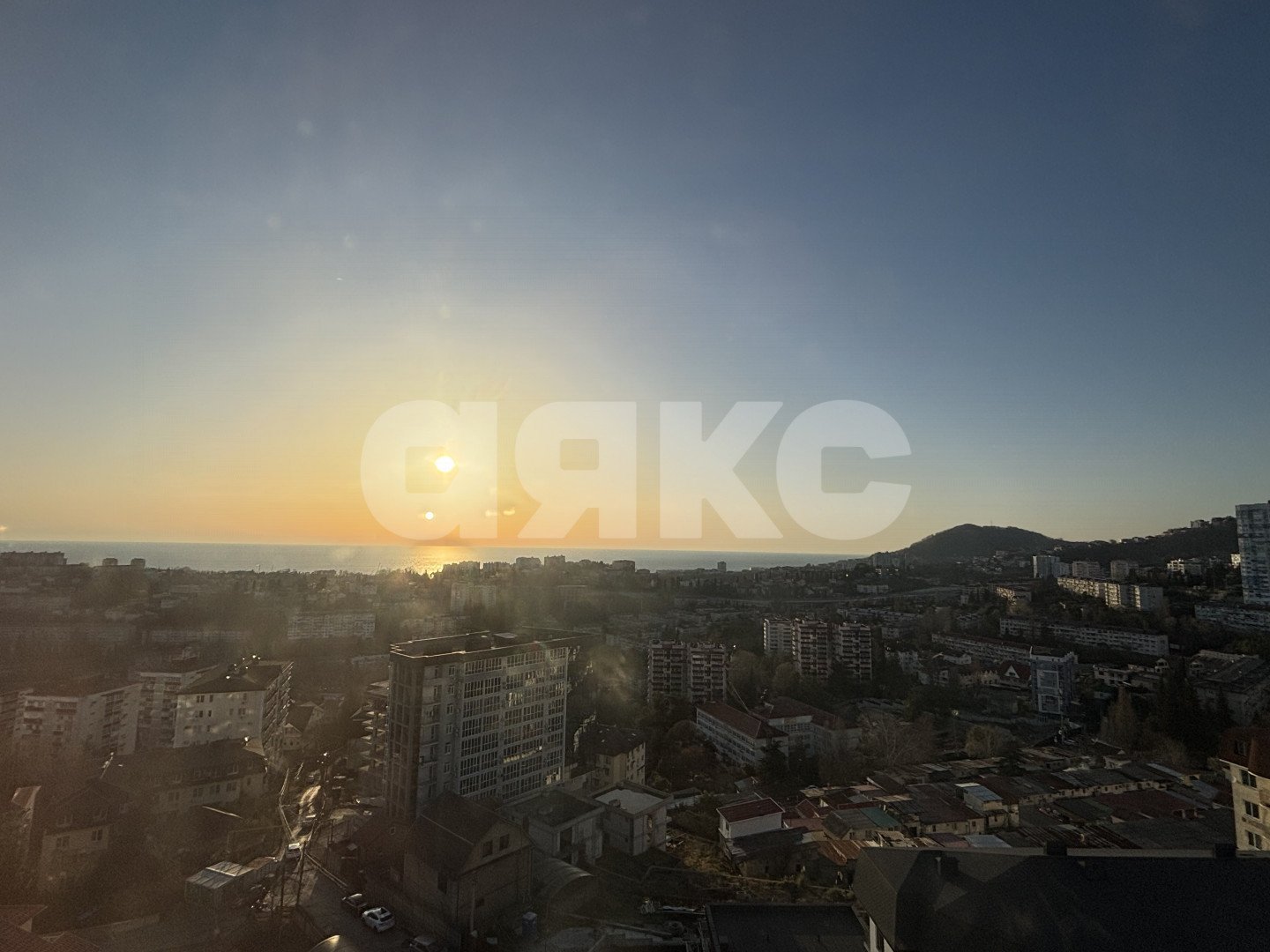 Фото №2: Студия 28 м² - Сочи, Центральный, мкр. Донская, ул. Гончарова, 1/1