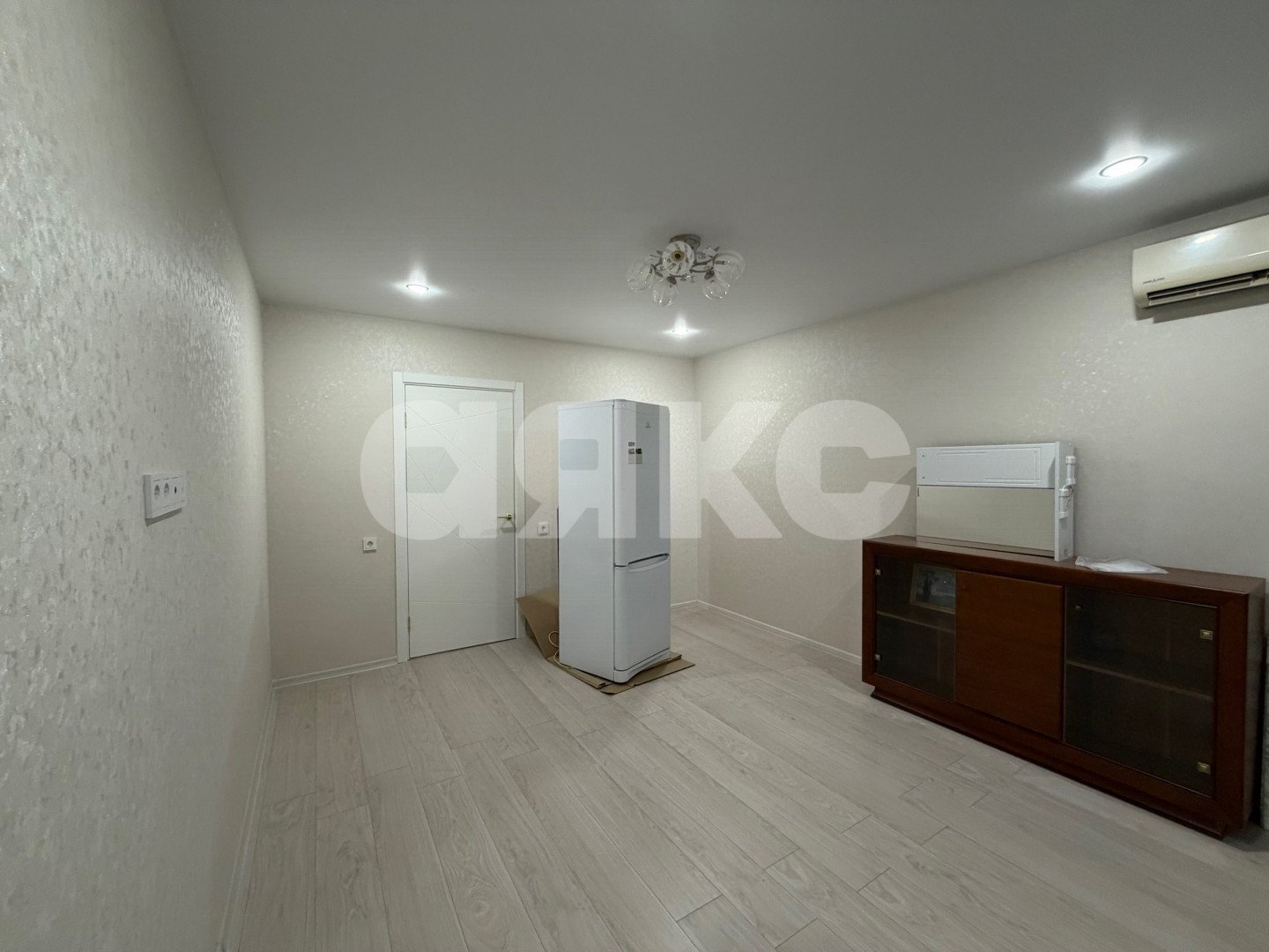 Фото №9: 2-комнатная квартира 54 м² - Волгоград, р. Дзержинский, ул. Рионская, 13