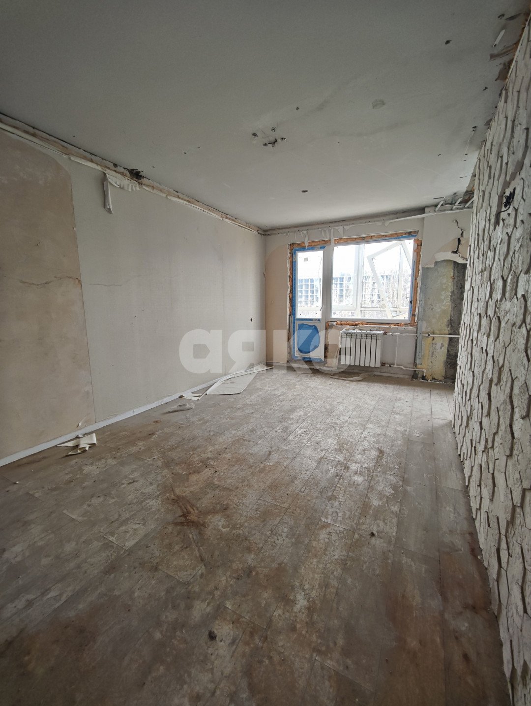 Фото №8: 3-комнатная квартира 60 м² - Мариуполь, р. Центральный, пр-кт Строителей, 66