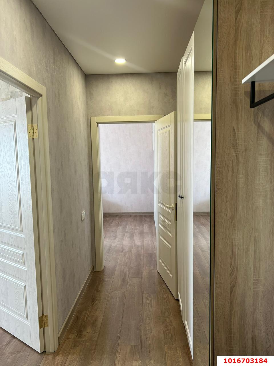 Фото №12: 2-комнатная квартира 56 м² - Краснодар, Прикубанский внутригородской округ, мкр. Московский, ул. им. Артюшкова В.Д., 21