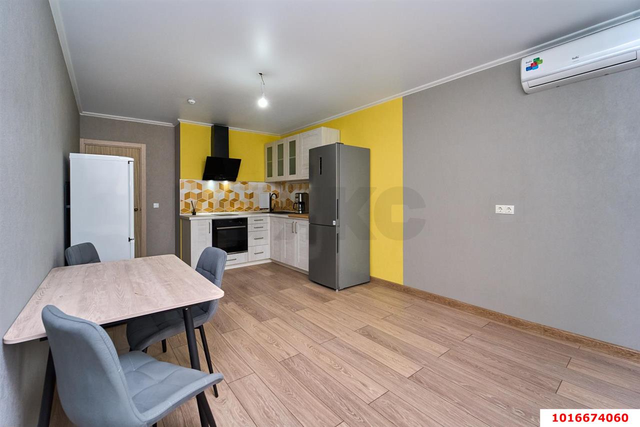 Фото №2: 1-комнатная квартира 44 м² - Краснодар, Прикубанский внутригородской округ, мкр. Восточно-Кругликовский, ул. Генерала Трошева, 25