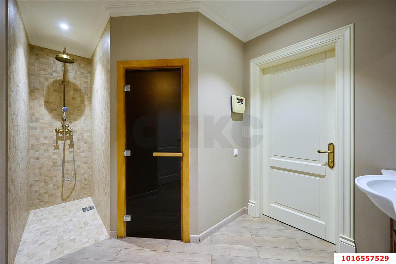 Фото №11: Дом 259 м² + 9.25 сот. - Краснодар, Прикубанский внутригородской округ, КП Екатериновка, мкр. Фестивальный, ул. Яркая, 15/21