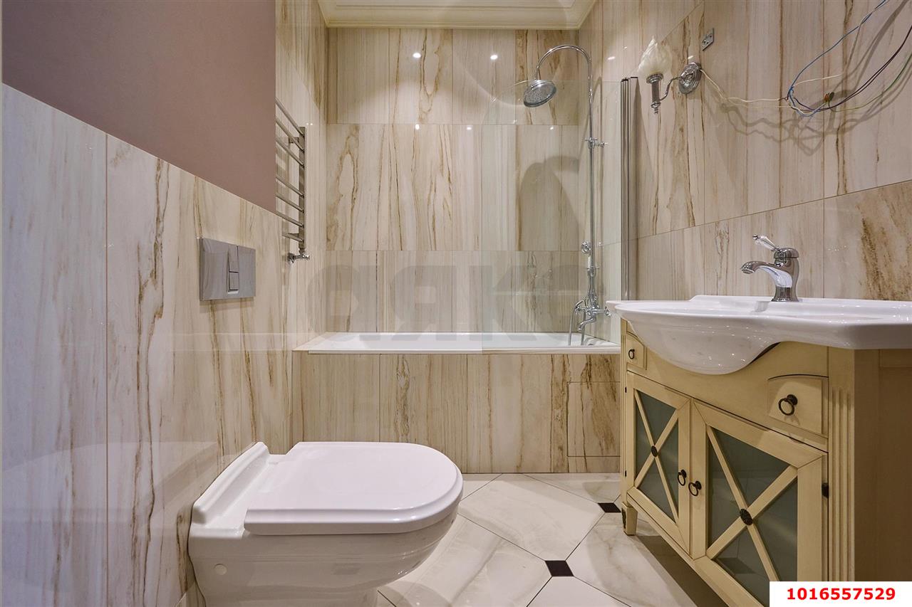 Фото №25: Дом 259 м² + 9.25 сот. - Краснодар, Прикубанский внутригородской округ, КП Екатериновка, мкр. Фестивальный, ул. Яркая, 15/21