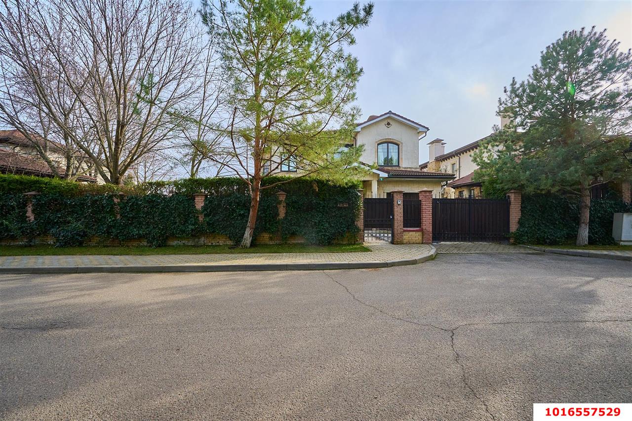 Фото №1: Дом 259 м² + 9.25 сот. - Краснодар, Прикубанский внутригородской округ, КП Екатериновка, мкр. Фестивальный, ул. Яркая, 15/21