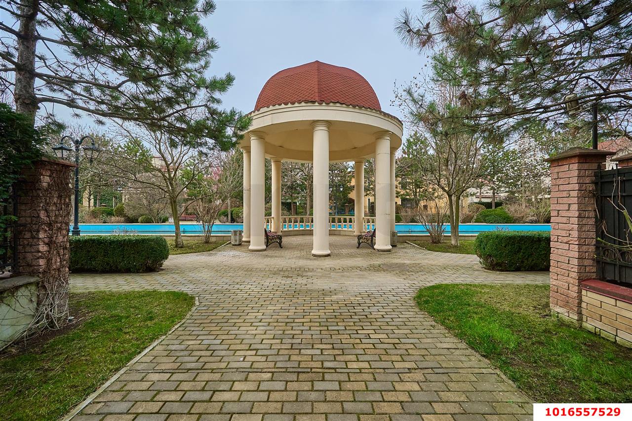 Фото №32: Дом 259 м² + 9.25 сот. - Краснодар, Прикубанский внутригородской округ, КП Екатериновка, мкр. Фестивальный, ул. Яркая, 15/21