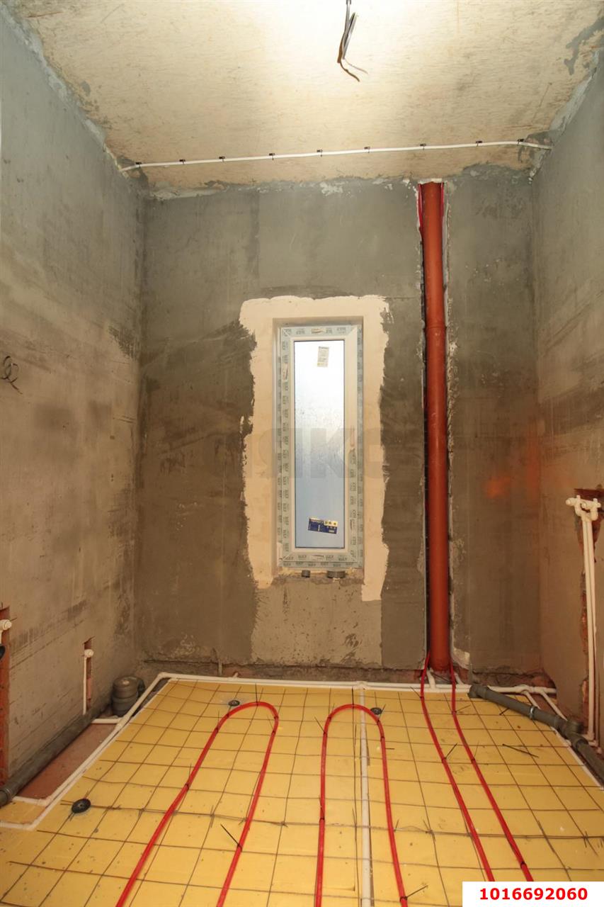 Фото №7: Дом 140 м² + 4 сот. - Краснодар, Прикубанский внутригородской округ, мкр. Тихая Поляна, ул. Писателя В.П. Неподобы, 34