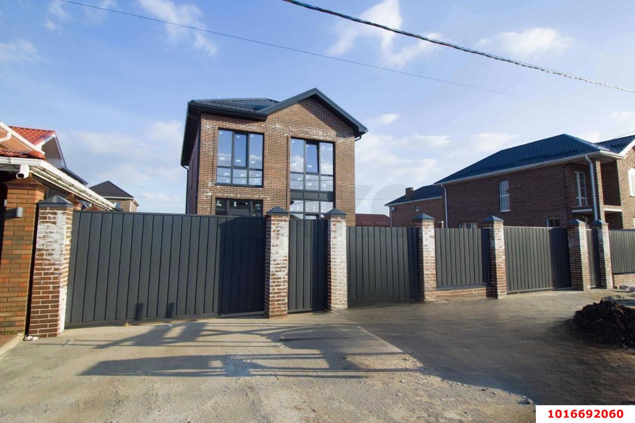 Фото №1: Дом 140 м² + 4 сот. - Краснодар, Прикубанский внутригородской округ, мкр. Тихая Поляна, ул. Писателя В.П. Неподобы, 34