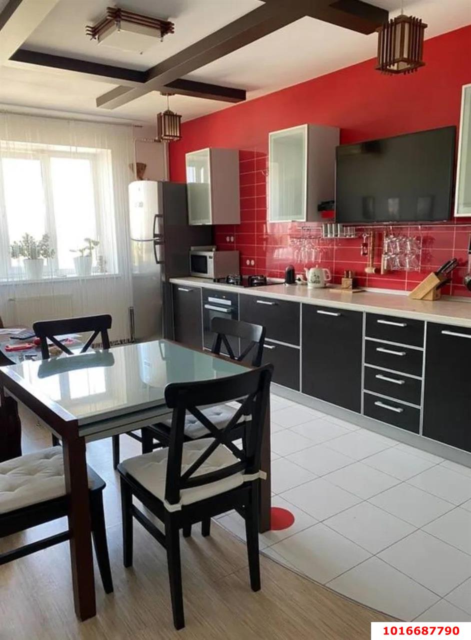 Фото №8: 2-комнатная квартира 82 м² - Краснодар, Карасунский внутригородской округ, мкр. Камвольно-суконный Комбинат, ул. Камвольная, 3